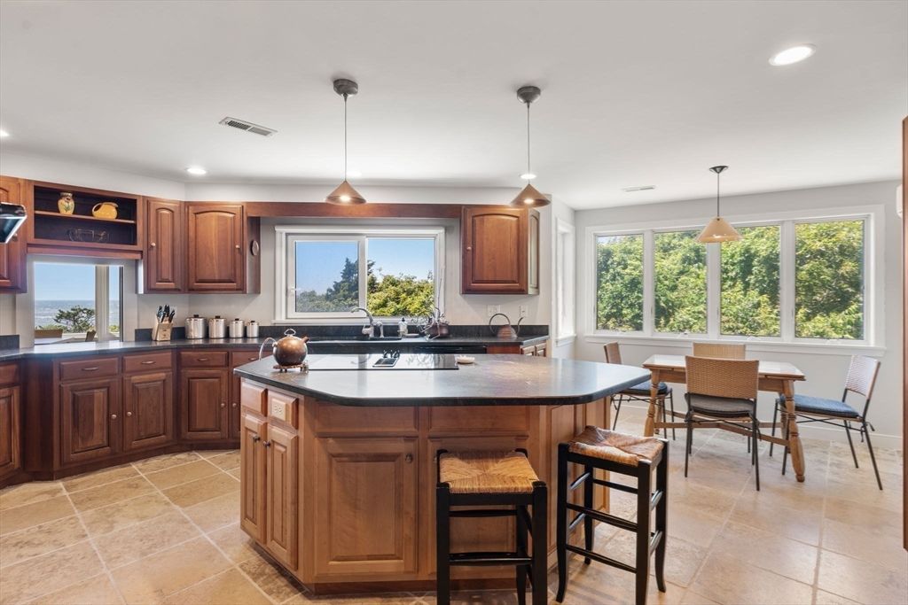 Dining room, Interior, Kitchen, Pendant Lights, Recessed Lighting