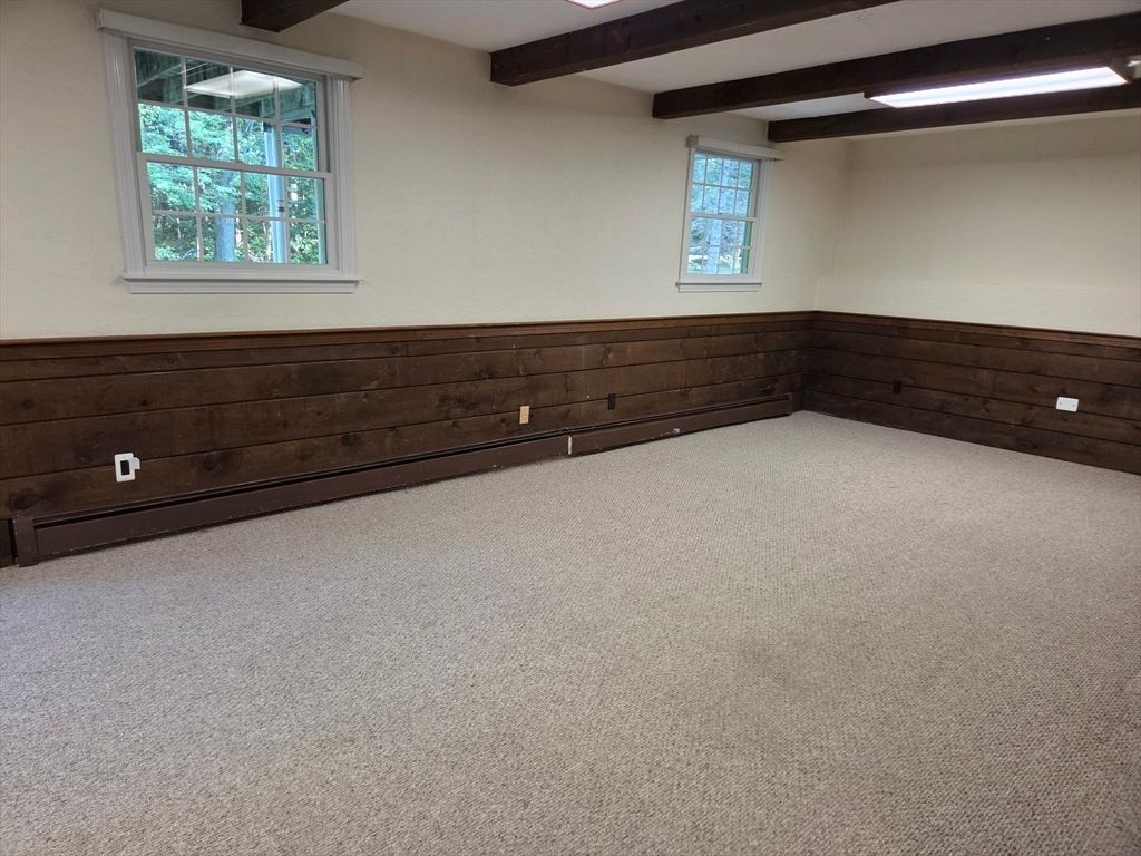 Empty room, Interior, Recessed Lighting, Wooden Beams, Wooden Walls