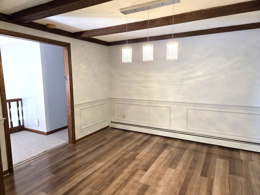 Empty room, Interior, Pendant Lights, Wooden Beams, Wood Texture Flooring