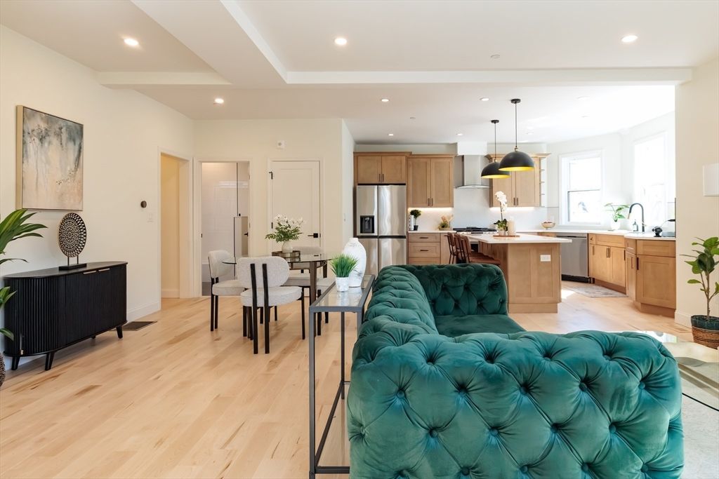 Dining room, Interior, Kitchen, Pendant Lights, Recessed Lighting, Stainless Steel Appliances, Wood Texture Flooring