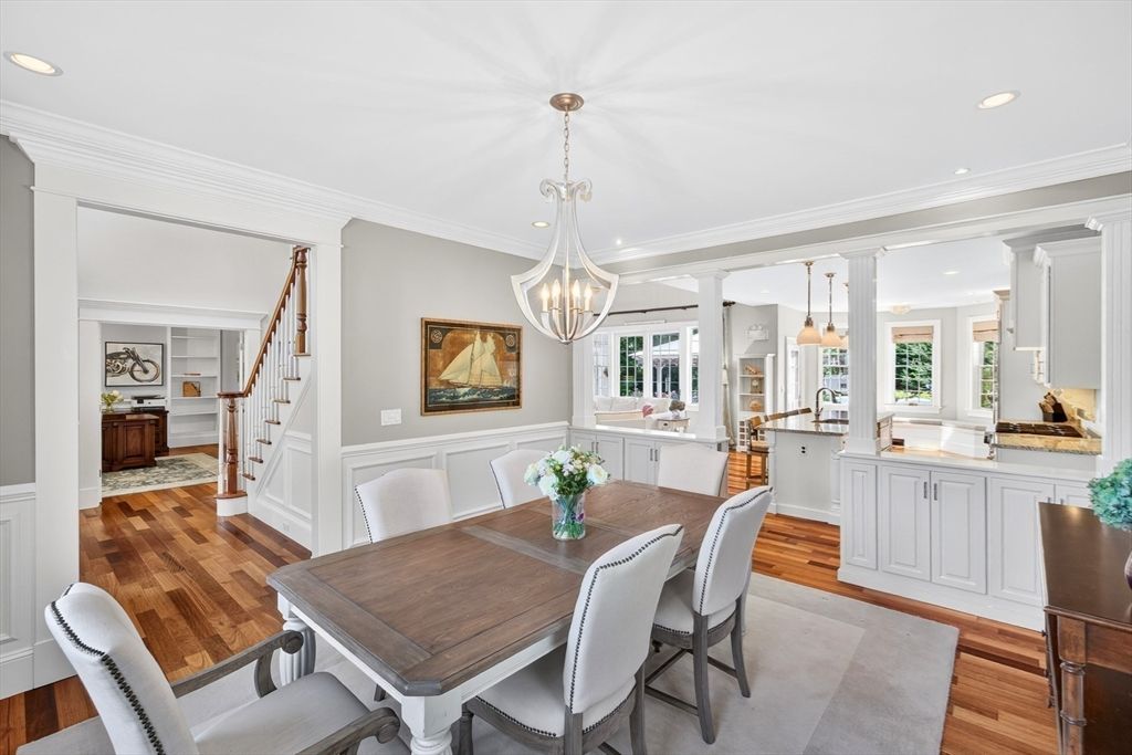 Dining room, Interior, Kitchen, Pendant Lights, Recessed Lighting, Wood Texture Flooring