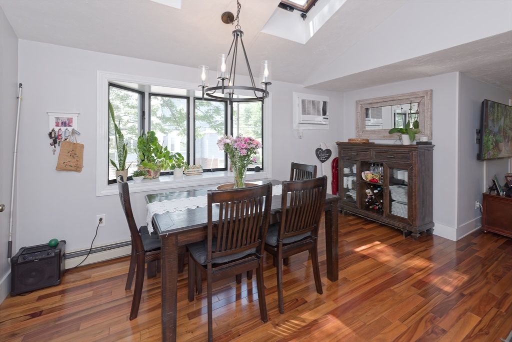 Chandelier, Dining room, Interior, Pendant Lights, Wood Texture Flooring