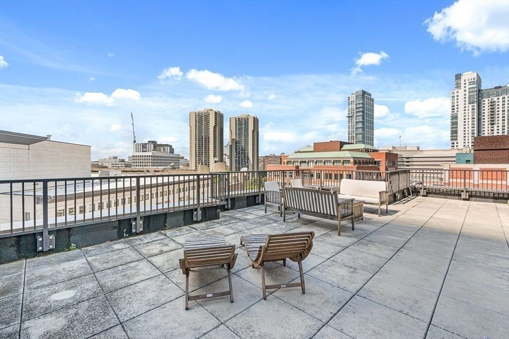 Exterior, Other, Skyline