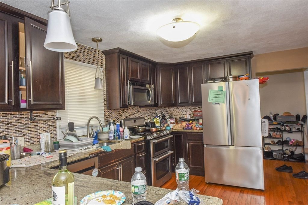 Interior, Kitchen, Pendant Lights, Wood Texture Flooring