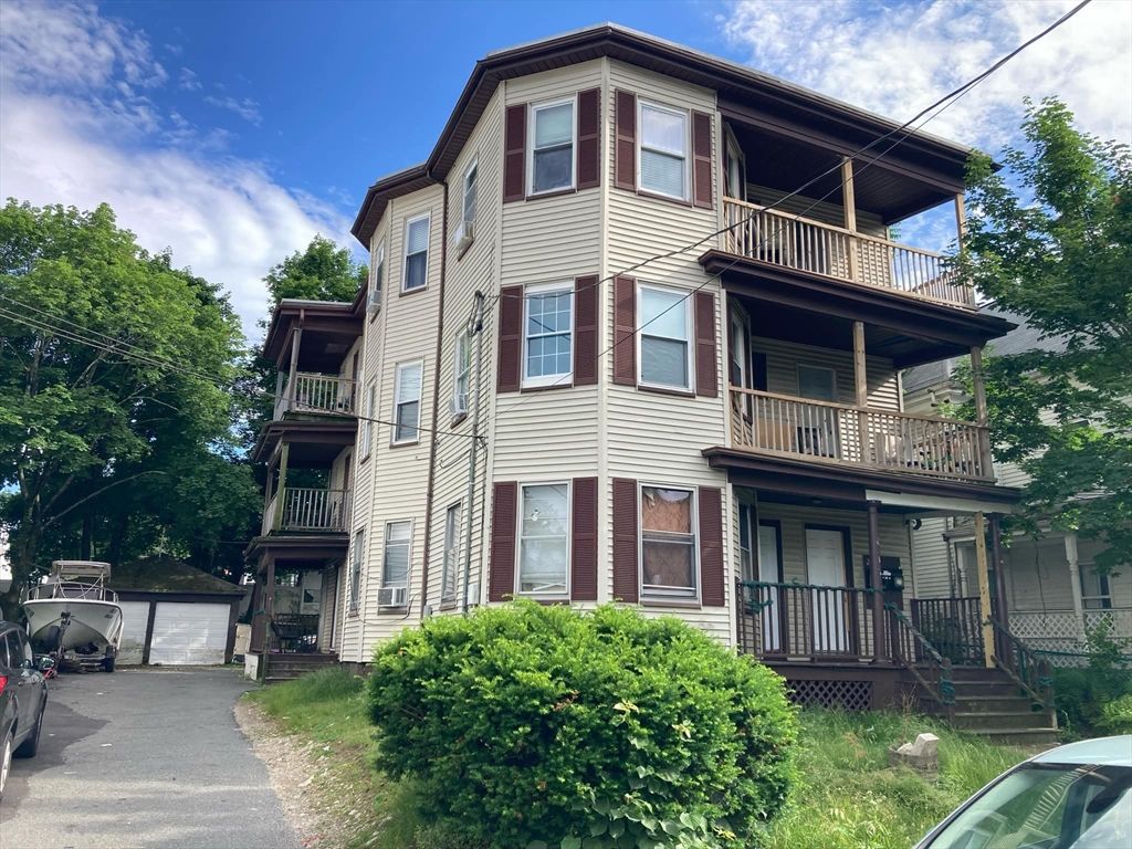 Detached Garage, Exterior, Facade, Queen Anne Victorian