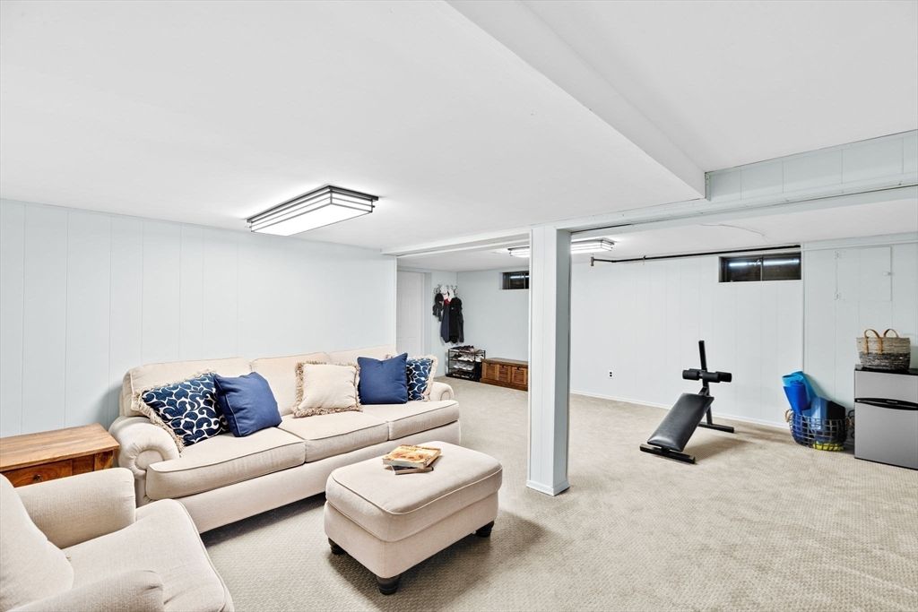 Fitness Equipment, Interior, Living room