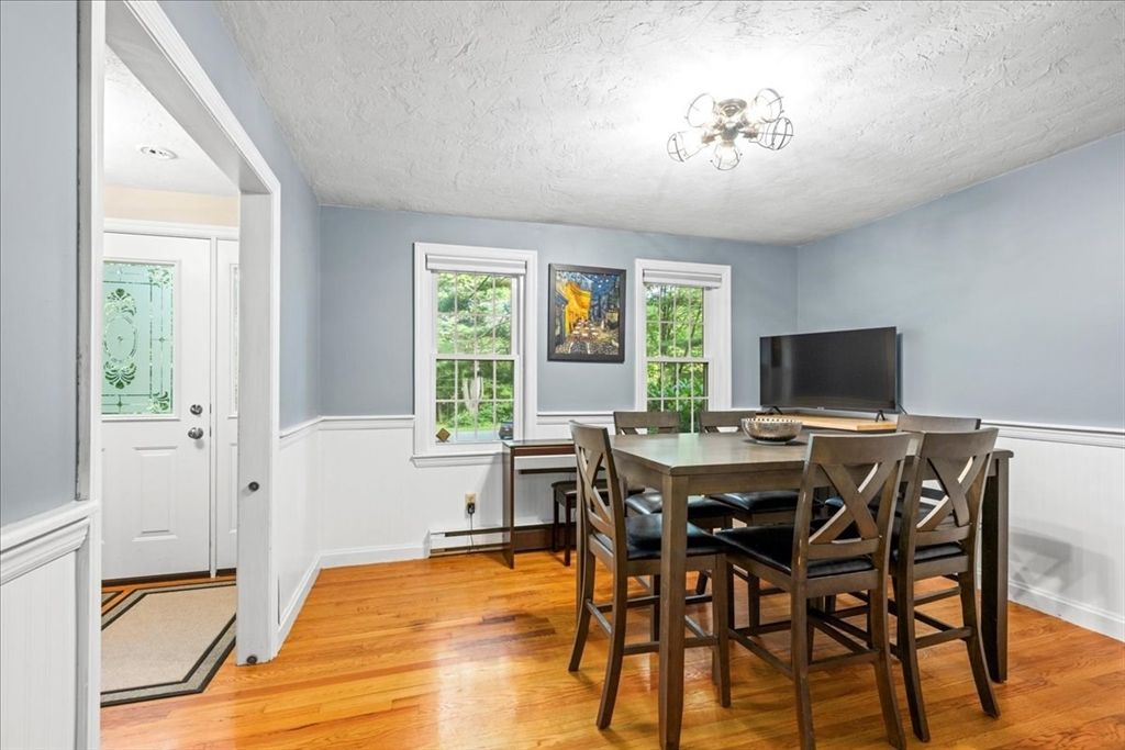 Dining room, Interior, Wood Texture Flooring