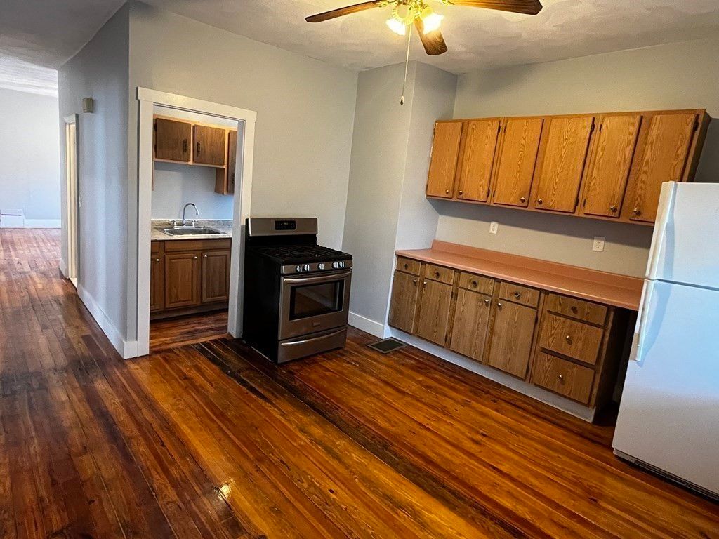 Interior, Kitchen, Wood Texture Flooring
