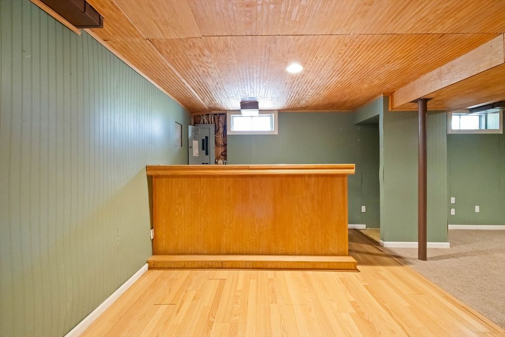 Interior, Recessed Lighting, Wooden Ceilings, Wood Texture Flooring