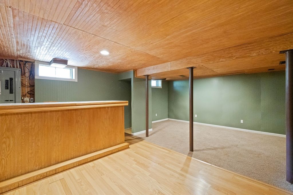 Interior, Recessed Lighting, Wooden Ceilings, Wood Texture Flooring