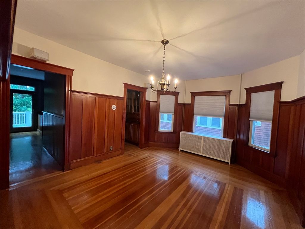 Chandelier, Empty room, Interior, Wood Texture Flooring