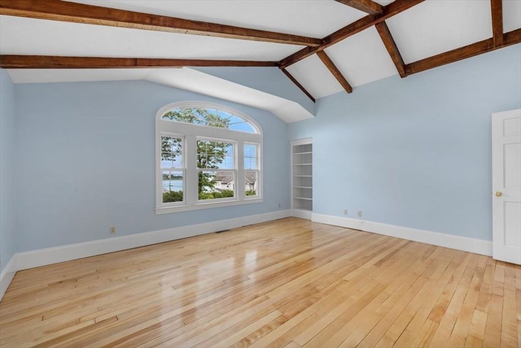 Empty room, Interior, Wooden Beams, Wood Texture Flooring