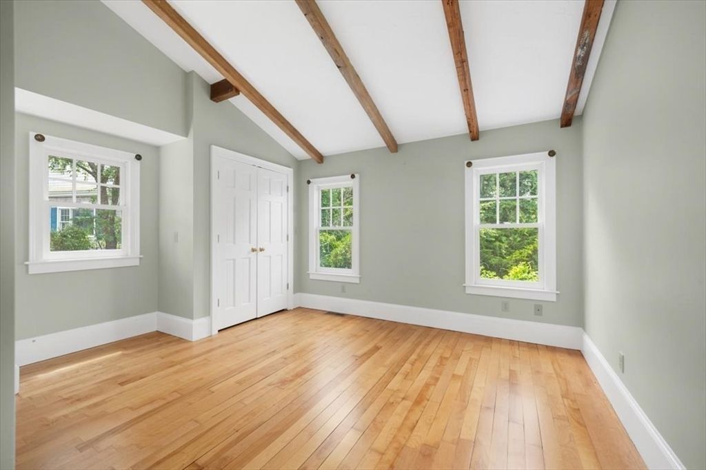 Empty room, Interior, Wooden Beams, Wood Texture Flooring