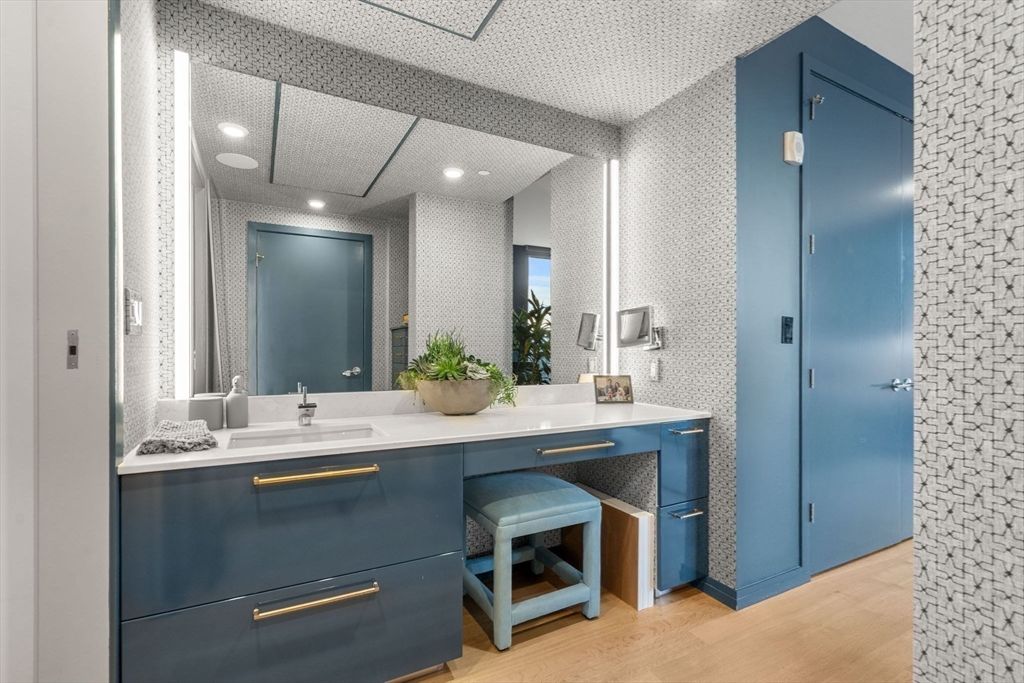 Bathroom, Interior, Recessed Lighting, Wood Texture Flooring