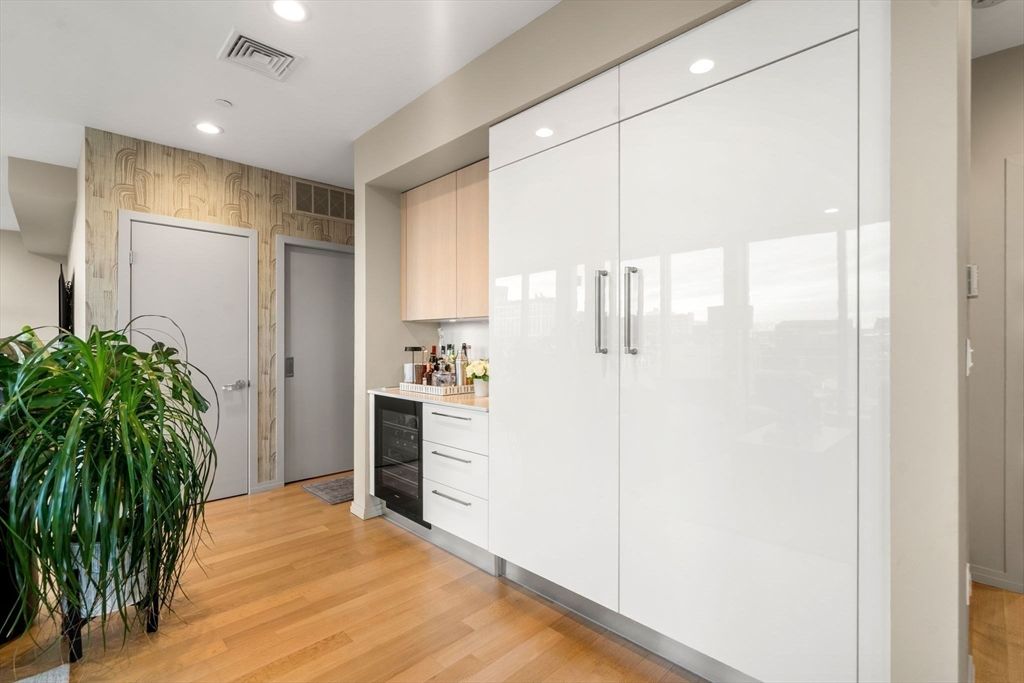 Interior, Recessed Lighting, Wood Texture Flooring, Wooden Walls