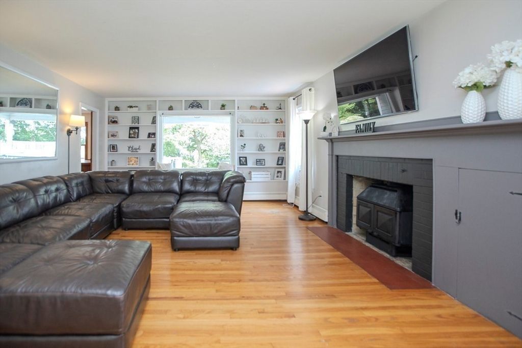 Fireplace, Interior, Living room, Wood Texture Flooring