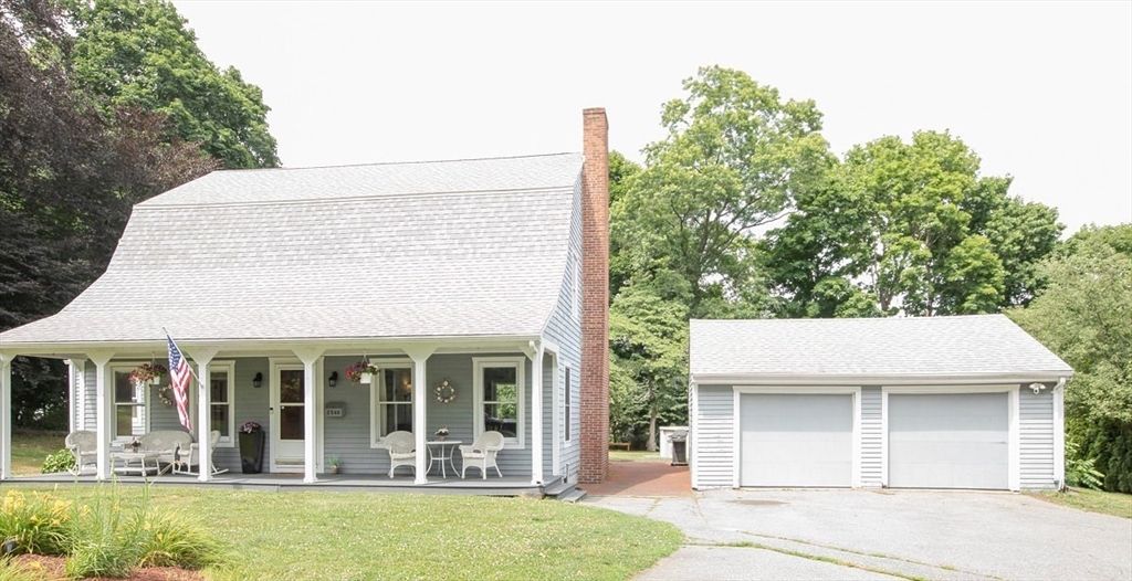 Detached Garage, Exterior, Facade, Cape Cod