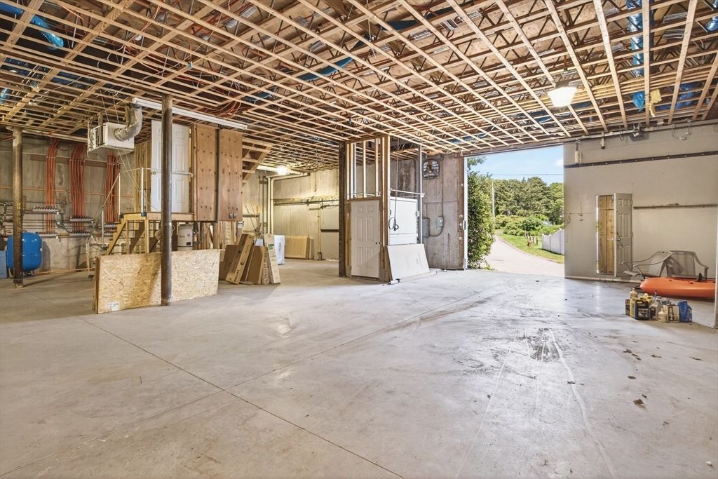 Interior, Wooden Beams