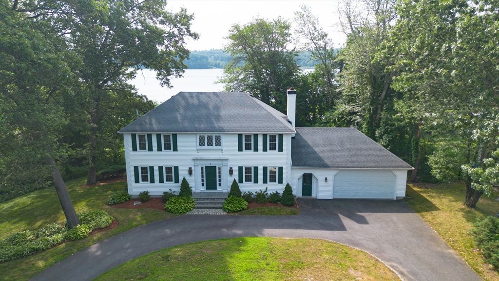 Attached, Backyard, Exterior, Facade, Georgian