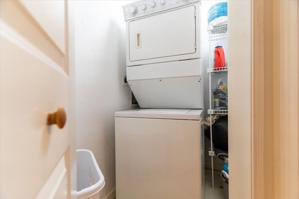 Interior, Utility Closets, Washer