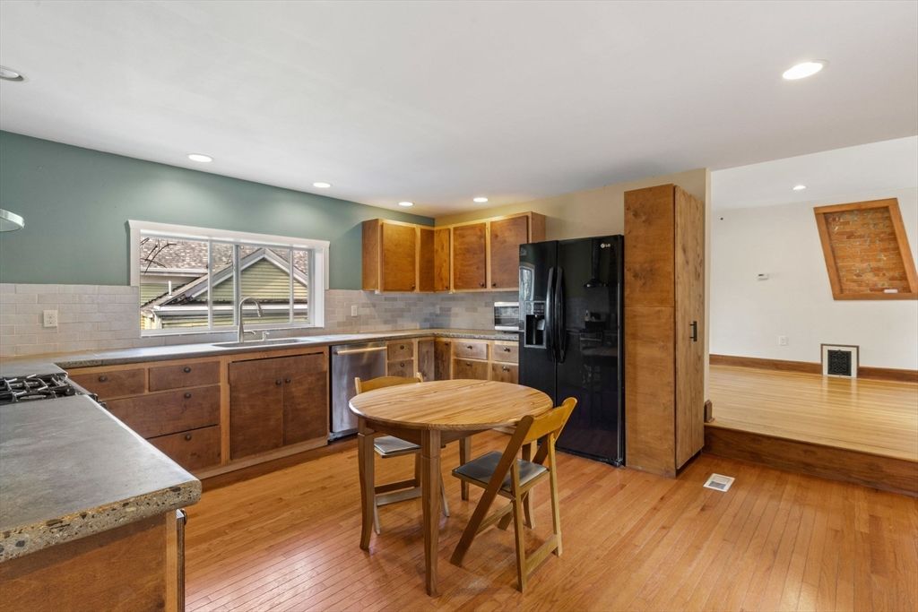 Interior, Kitchen, Recessed Lighting, Wood Texture Flooring