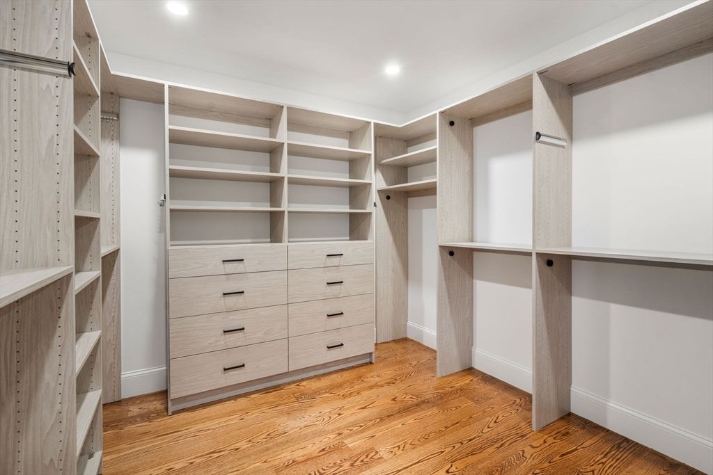 Interior, Recessed Lighting, Walk-in Closets, Wood Texture Flooring