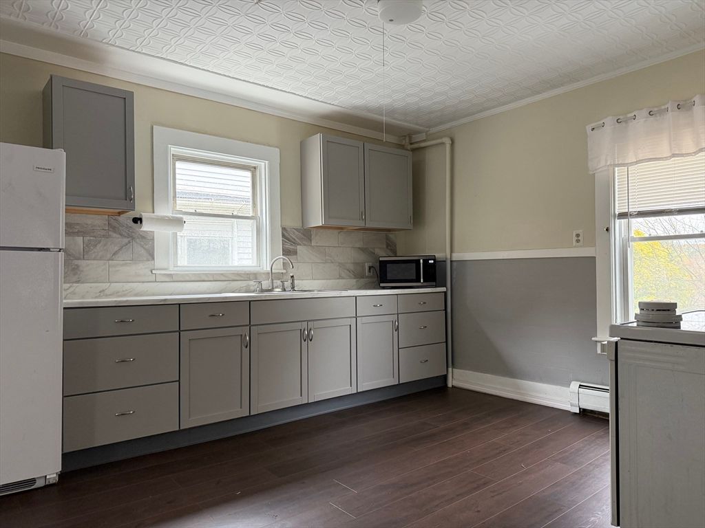Interior, Kitchen, Wood Texture Flooring