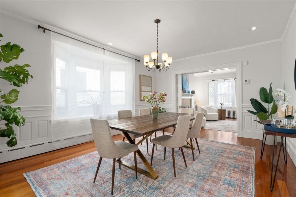 Chandelier, Dining room, Fireplace, Interior, Recessed Lighting, Wood Texture Flooring