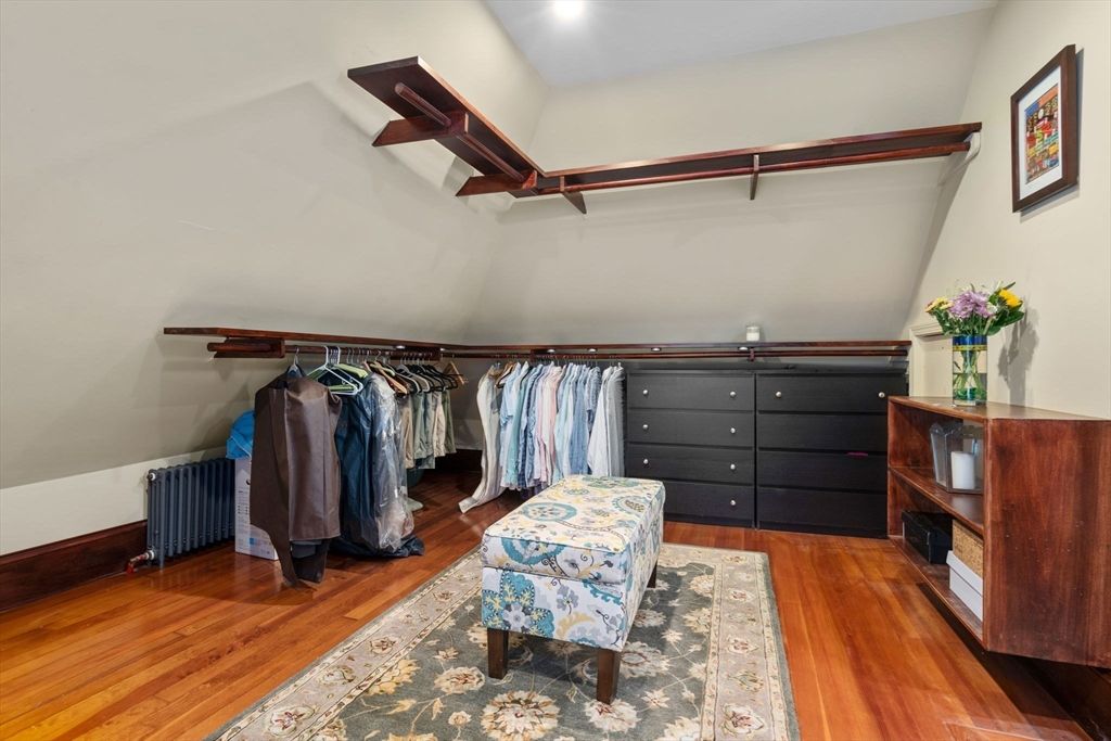 Interior, Walk-in Closets, Wood Texture Flooring