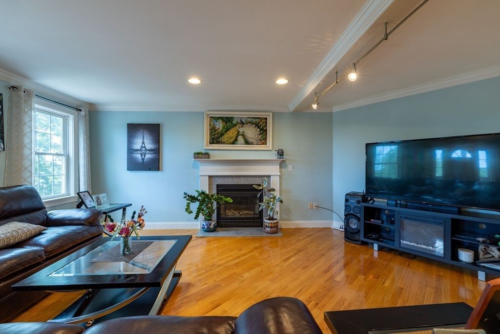 Fireplace, Interior, Living room, Recessed Lighting, Wood Texture Flooring