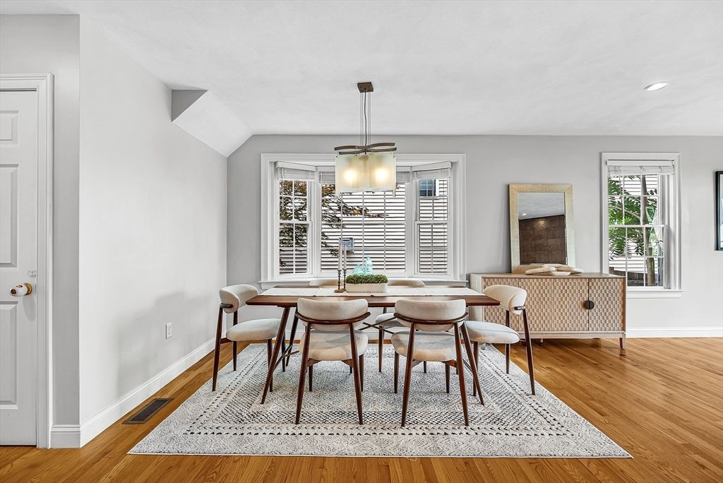 Dining room, Interior, Pendant Lights, Recessed Lighting, Wood Texture Flooring