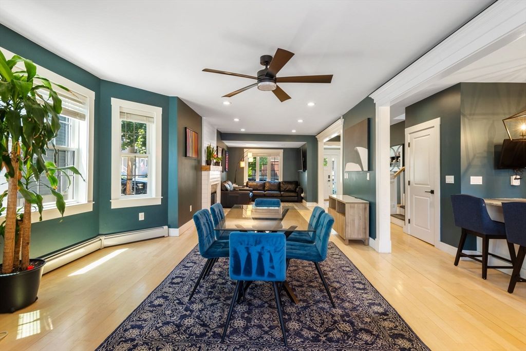 Dining room, Interior, Recessed Lighting, Wood Texture Flooring