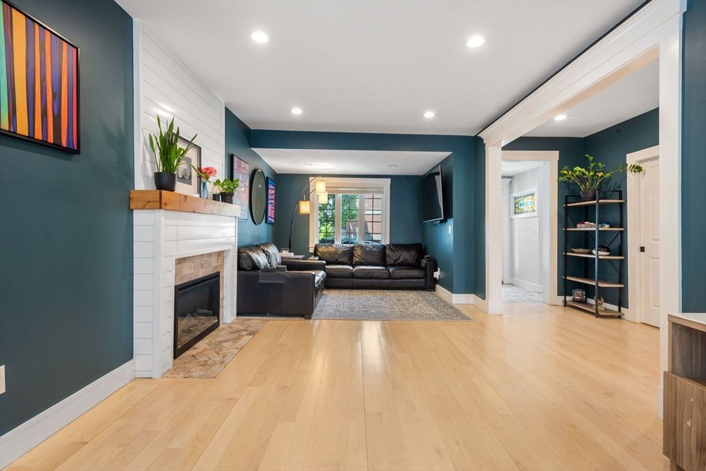 Fireplace, Interior, Living room, Recessed Lighting, Wood Texture Flooring