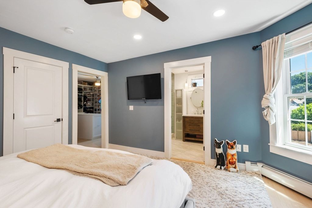 Bathroom, Bedroom, Interior, Recessed Lighting