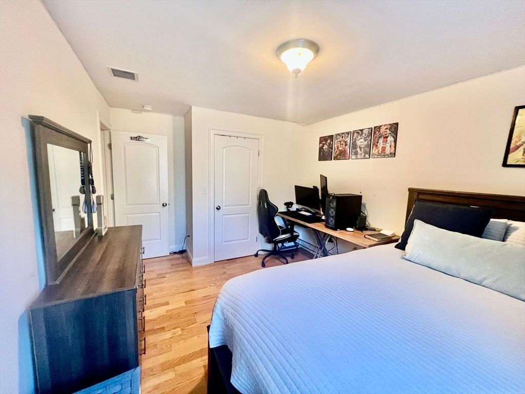 Bedroom, Home Office, Interior, Wood Texture Flooring