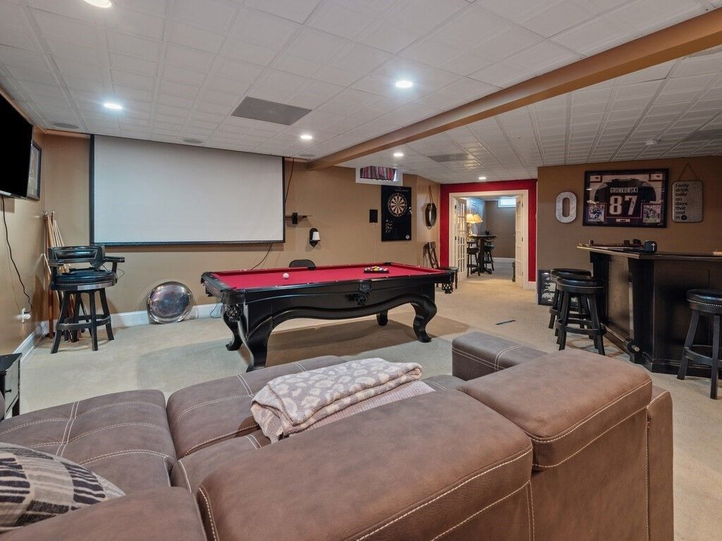 Billiard Table, Game Room, Interior, Projection Screen, Recessed Lighting
