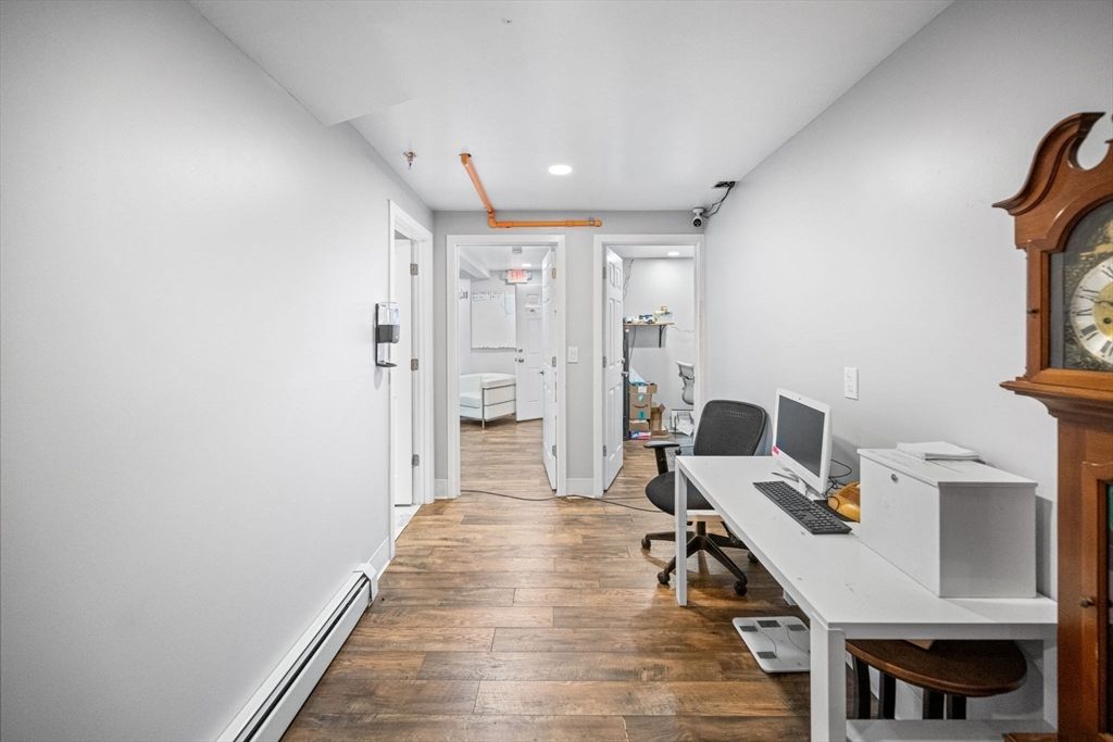 Home Office, Interior, Recessed Lighting, Wood Texture Flooring