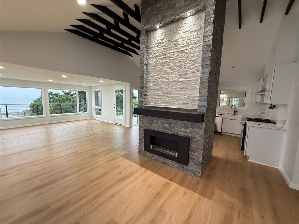 Fireplace, Interior, Kitchen, Recessed Lighting, Wood Texture Flooring