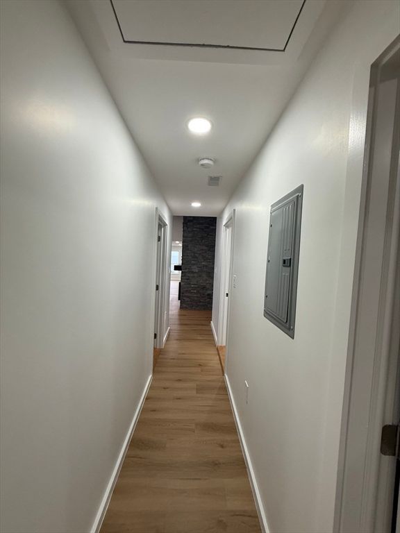 Interior, Recessed Lighting, Wood Texture Flooring