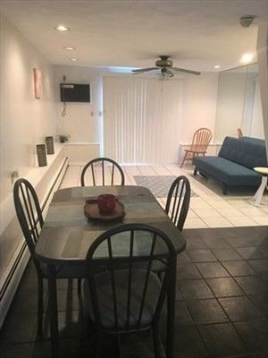 Dining room, Interior, Recessed Lighting