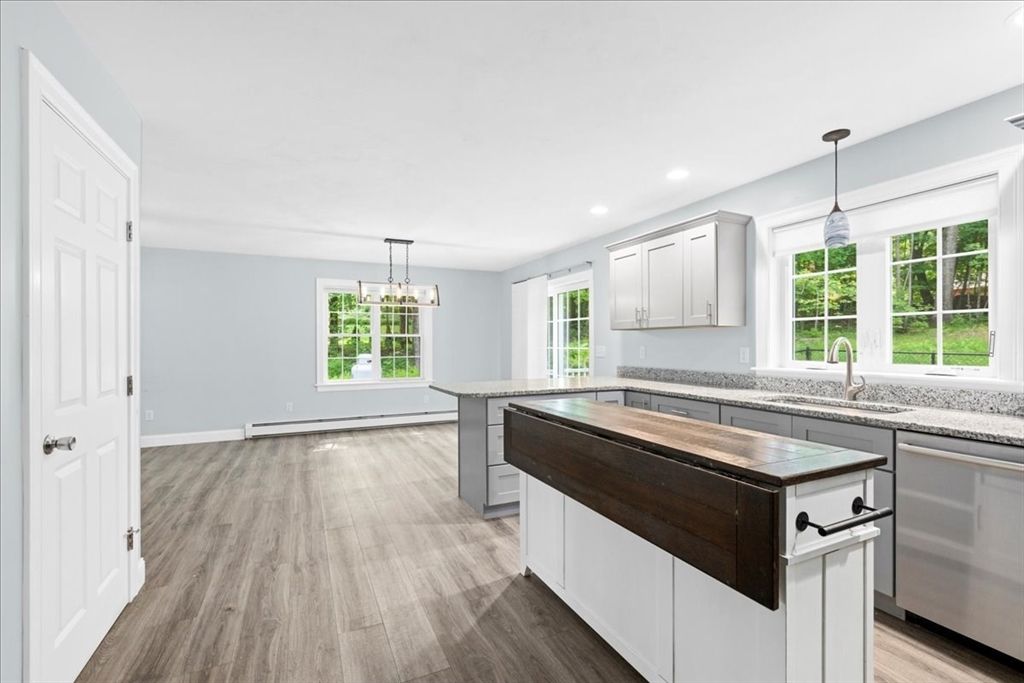 Interior, Kitchen, Pendant Lights, Recessed Lighting, Wood Texture Flooring