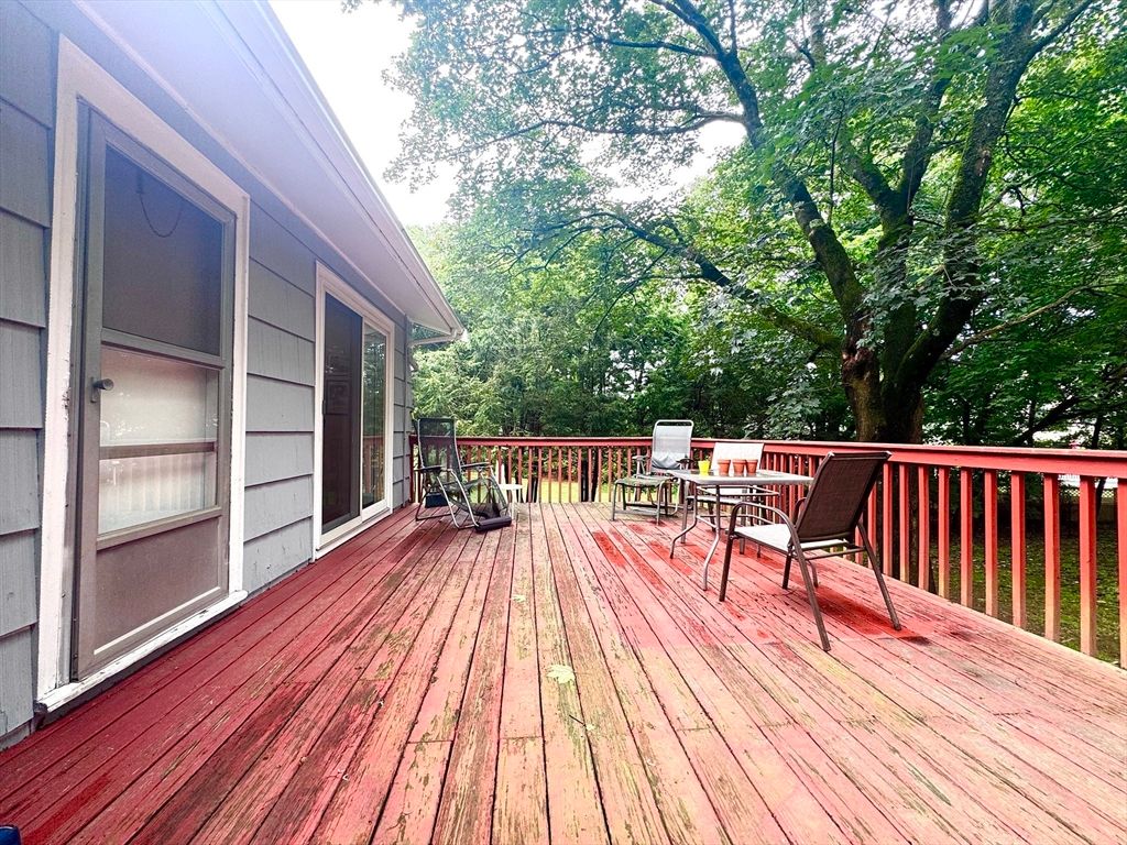 Exterior, Wood Texture Flooring