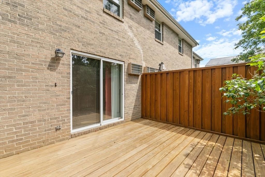 Exterior, Wood Texture Flooring