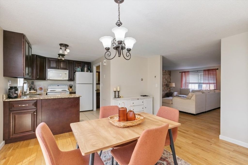 Chandelier, Dining room, Interior, Kitchen, Living room, Wood Texture Flooring