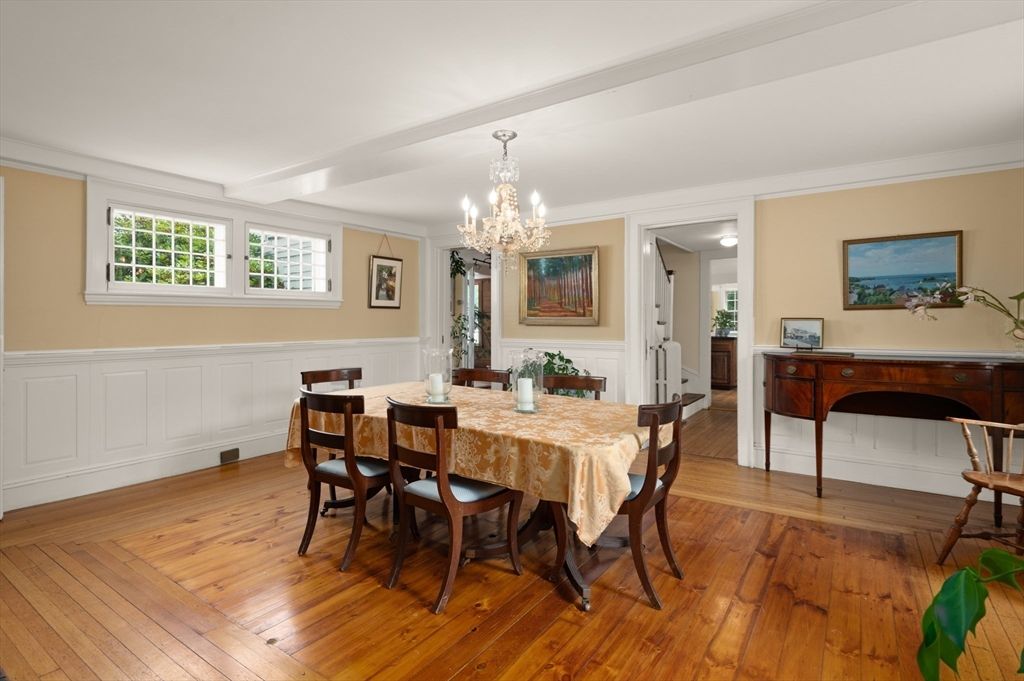 Chandelier, Dining room, Interior, Wood Texture Flooring