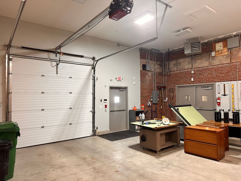 Garage, Interior, Stone Walls