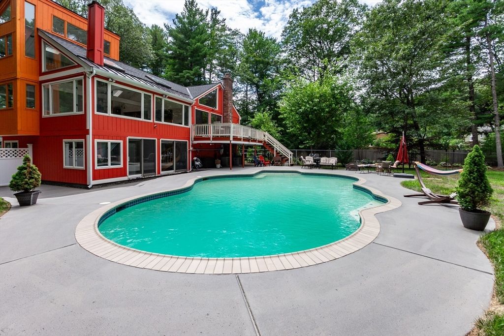 Exterior, Pool, Solar Panels