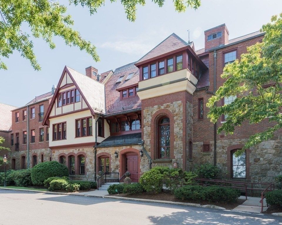 Exterior, Facade, Brick Facade, Tudor Revival