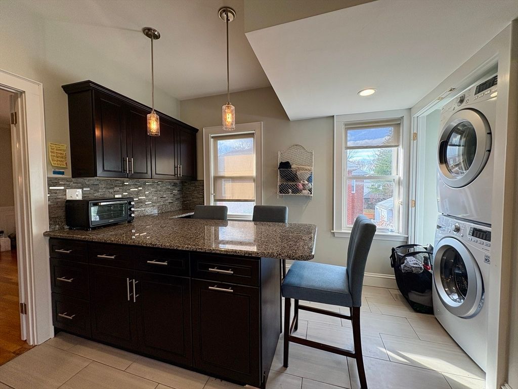 Interior, Pendant Lights, Recessed Lighting, Washer
