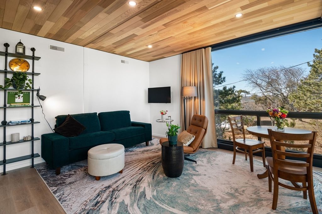 Dining room, Interior, Living room, Recessed Lighting, Wooden Ceilings, Wood Texture Flooring